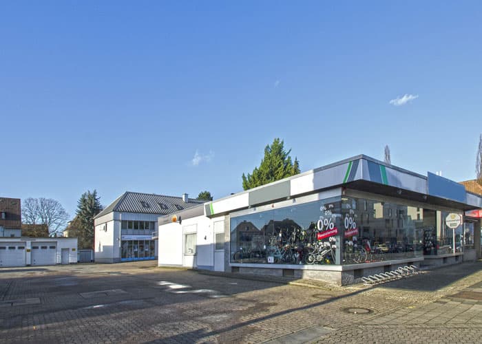 Einzelhandelsfläche mit separatem Bürokomplex, Walsroder Straße 104 in Langenhagen